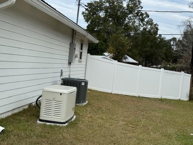 На продажу: $265,000 (3 спален, 2 ванн, 1234 Квадратных фут)