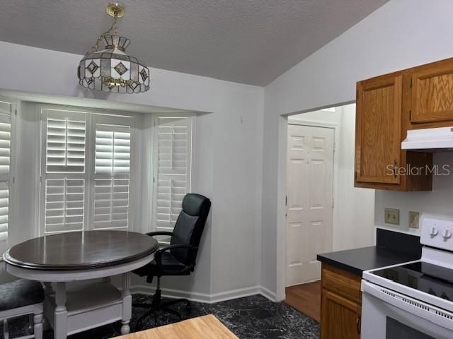 На продажу: $265,000 (3 спален, 2 ванн, 1234 Квадратных фут)