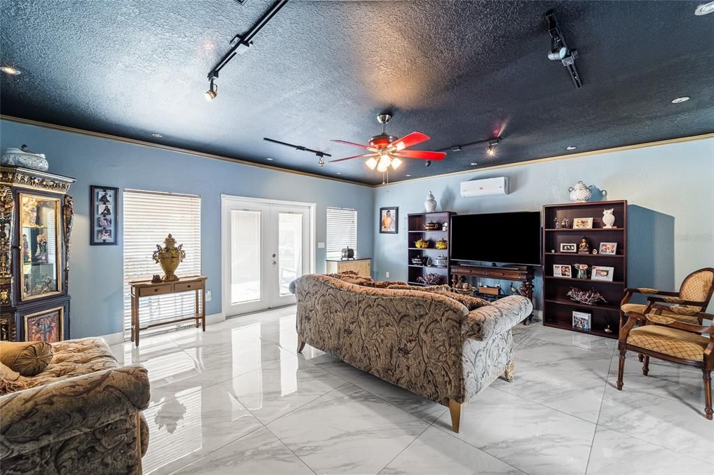 For Sale: $420,000 (4 beds, 2 baths, 2034 Square Feet)