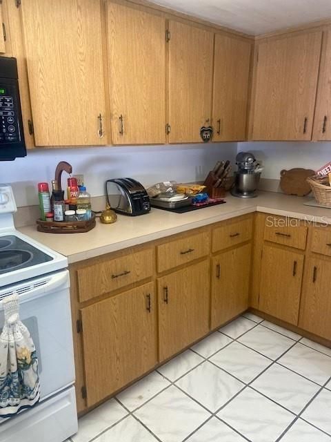 For Sale: $332,400 (3 beds, 2 baths, 1968 Square Feet)