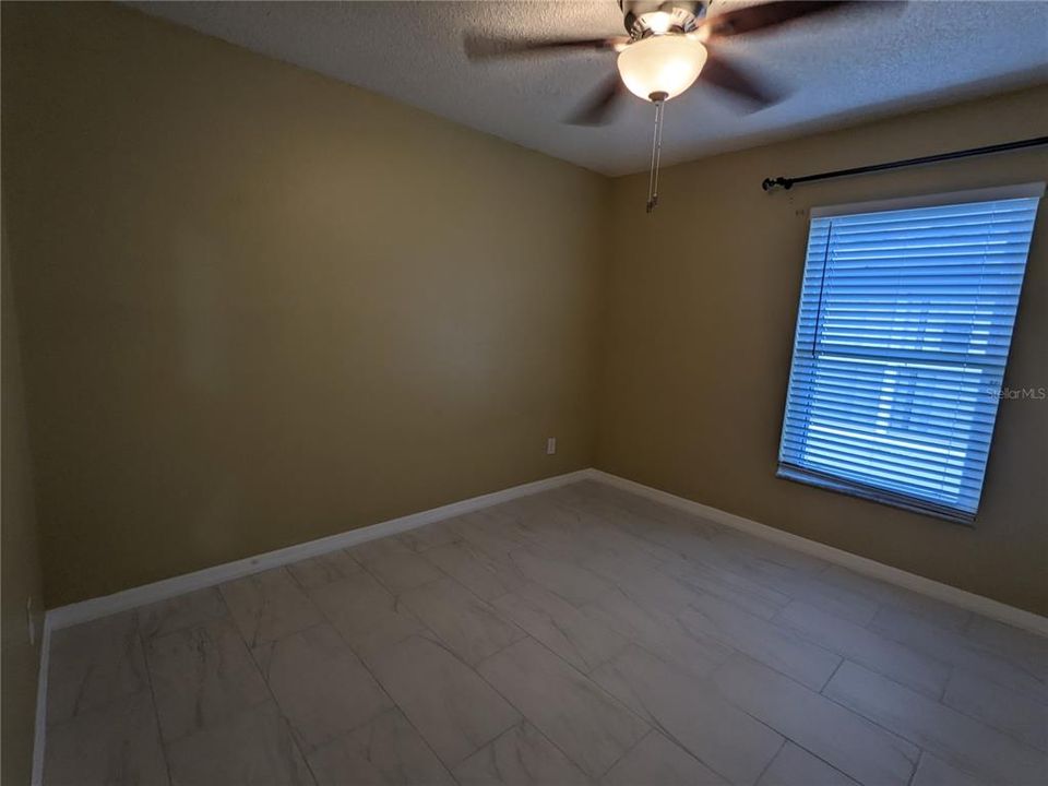 For Rent: $2,800 (4 beds, 2 baths, 1886 Square Feet)