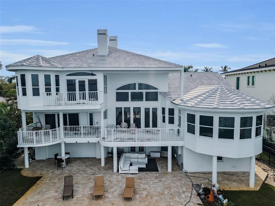 На продажу: $2,350,000 (4 спален, 3 ванн, 5025 Квадратных фут)