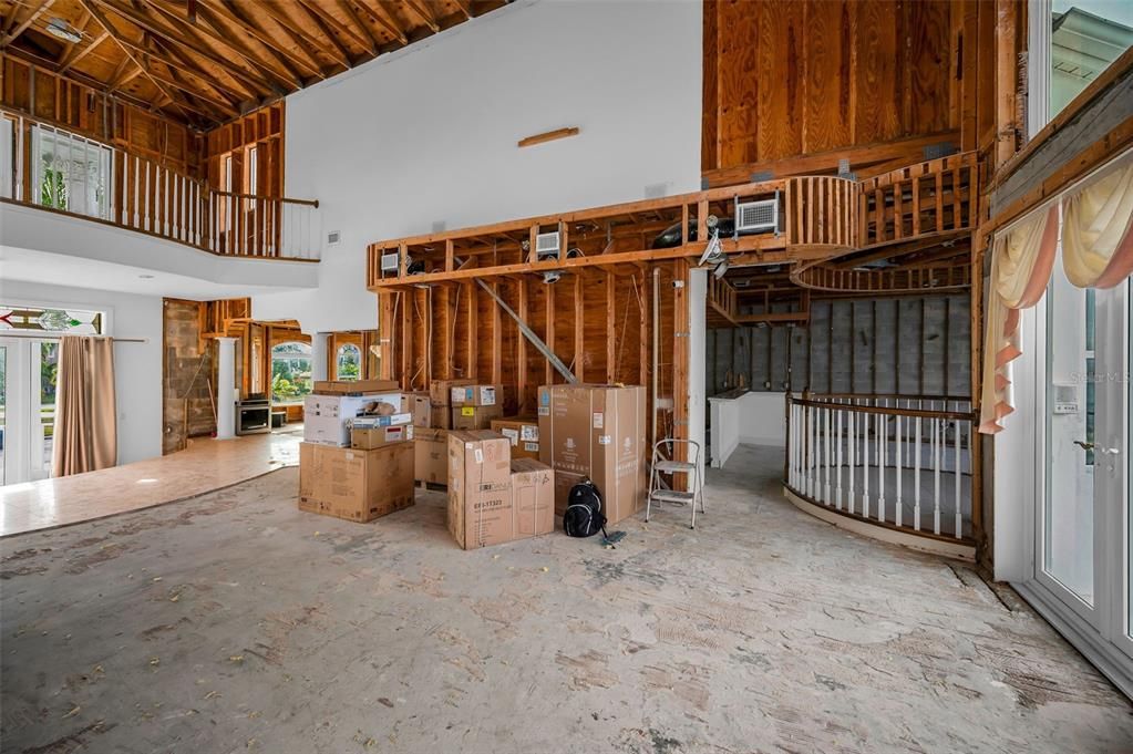 На продажу: $2,350,000 (4 спален, 3 ванн, 5025 Квадратных фут)