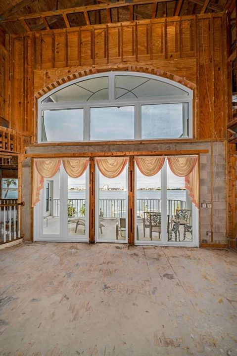 На продажу: $2,350,000 (4 спален, 3 ванн, 5025 Квадратных фут)