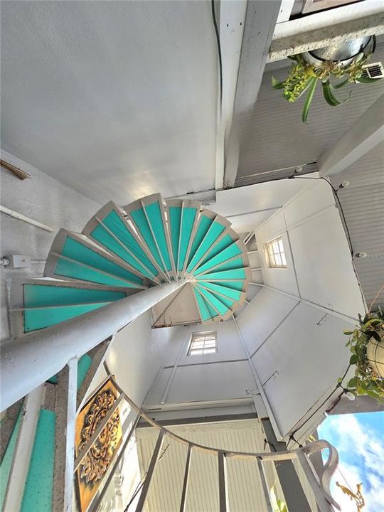 For Sale: $435,000 (4 beds, 2 baths, 2134 Square Feet)