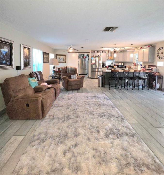 For Sale: $435,000 (4 beds, 2 baths, 2134 Square Feet)