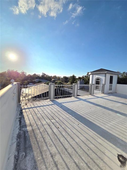 For Sale: $435,000 (4 beds, 2 baths, 2134 Square Feet)