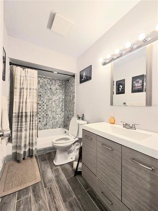 For Sale: $435,000 (4 beds, 2 baths, 2134 Square Feet)