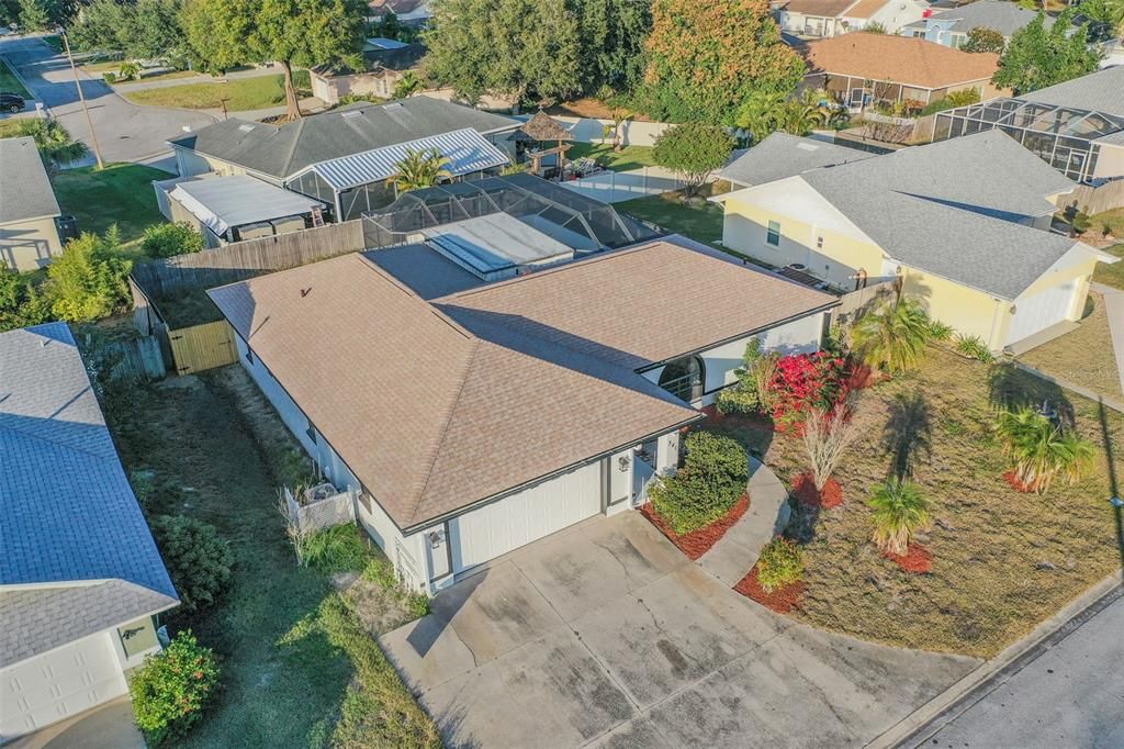 En Venta: $415,000 (4 camas, 3 baños, 2008 Pies cuadrados)