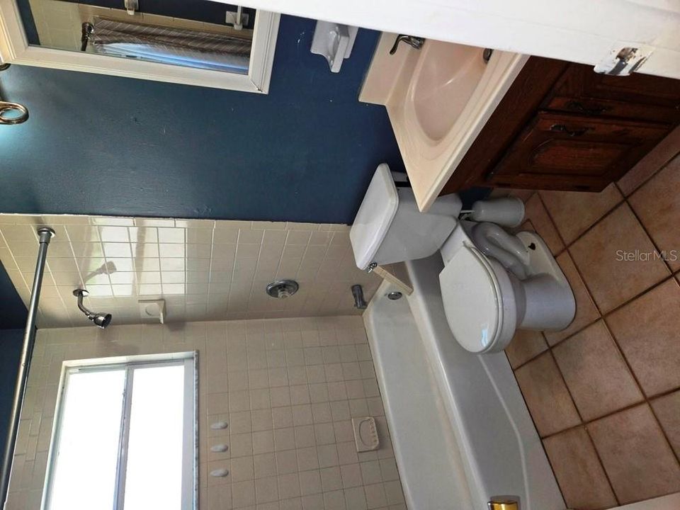 For Rent: $1,995 (3 beds, 2 baths, 1025 Square Feet)