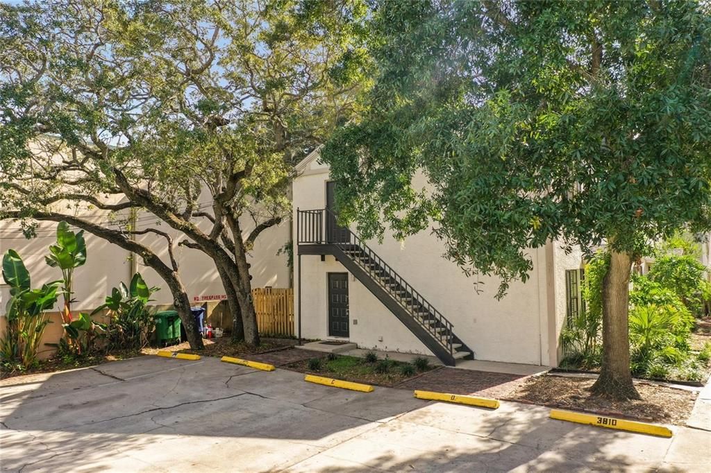 В аренду: $1,650 (2 спален, 1 ванн, 850 Квадратных фут)