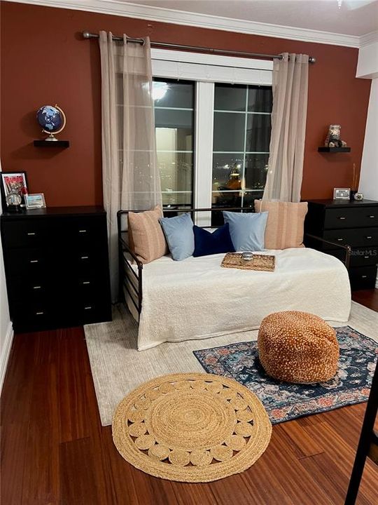 For Rent: $3,495 (2 beds, 2 baths, 1240 Square Feet)