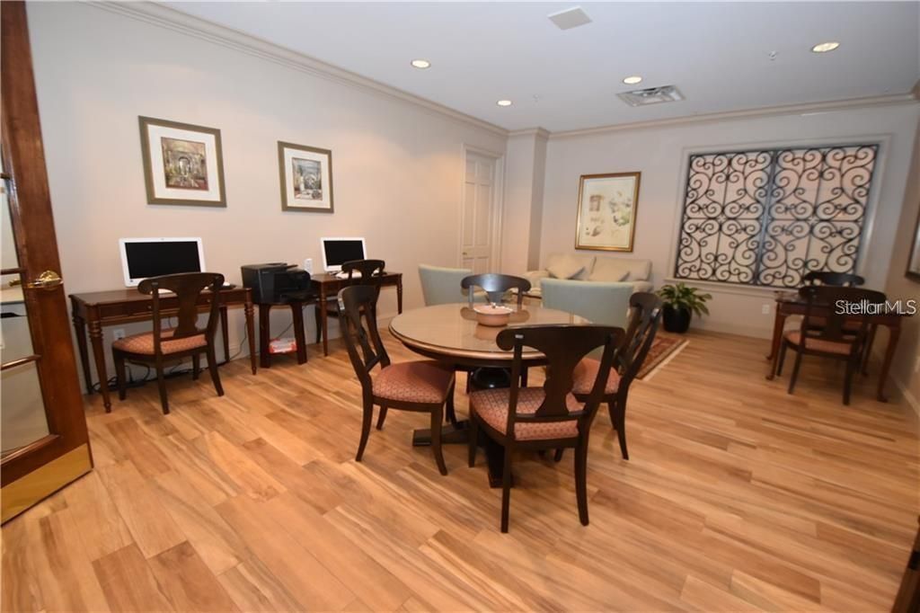 For Rent: $3,495 (2 beds, 2 baths, 1240 Square Feet)