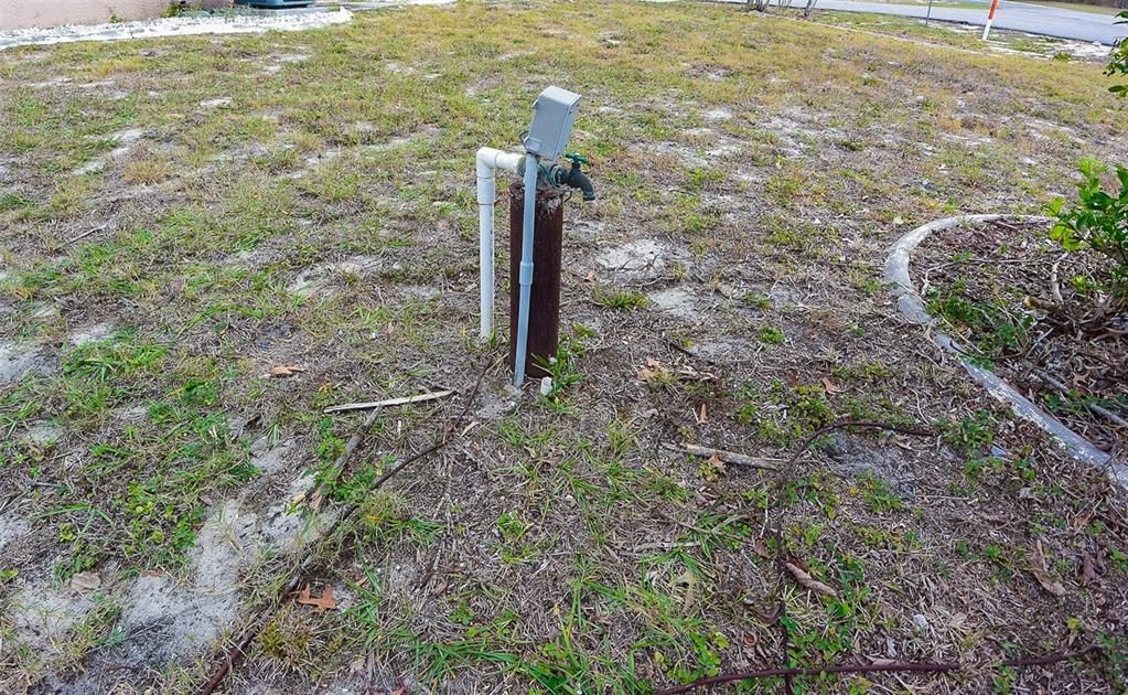 待售: $272,000 (4 贝兹, 3 浴室, 1881 平方英尺)