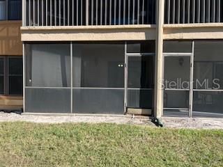 На продажу: $299,000 (2 спален, 2 ванн, 1014 Квадратных фут)