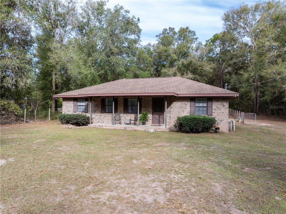 На продажу: $249,999 (2 спален, 2 ванн, 1316 Квадратных фут)