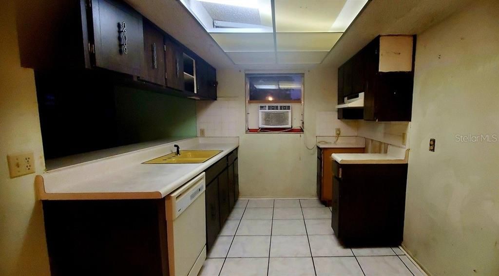 En Venta: $195,000 (3 camas, 2 baños, 1310 Pies cuadrados)