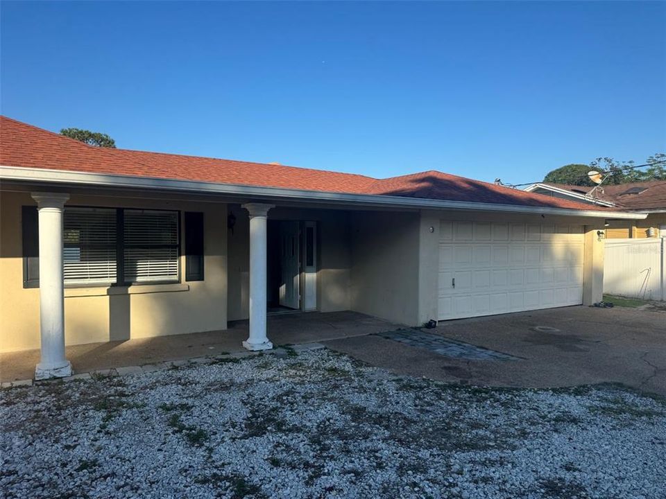 В аренду: $1,850 (3 спален, 2 ванн, 1919 Квадратных фут)