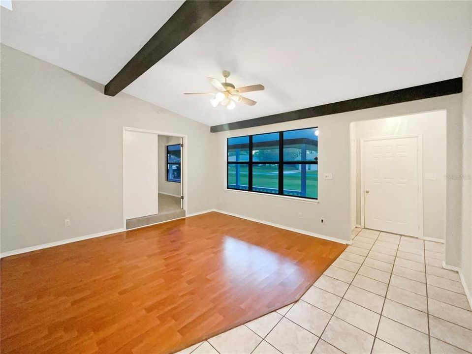 En Venta: $410,000 (3 camas, 2 baños, 1758 Pies cuadrados)