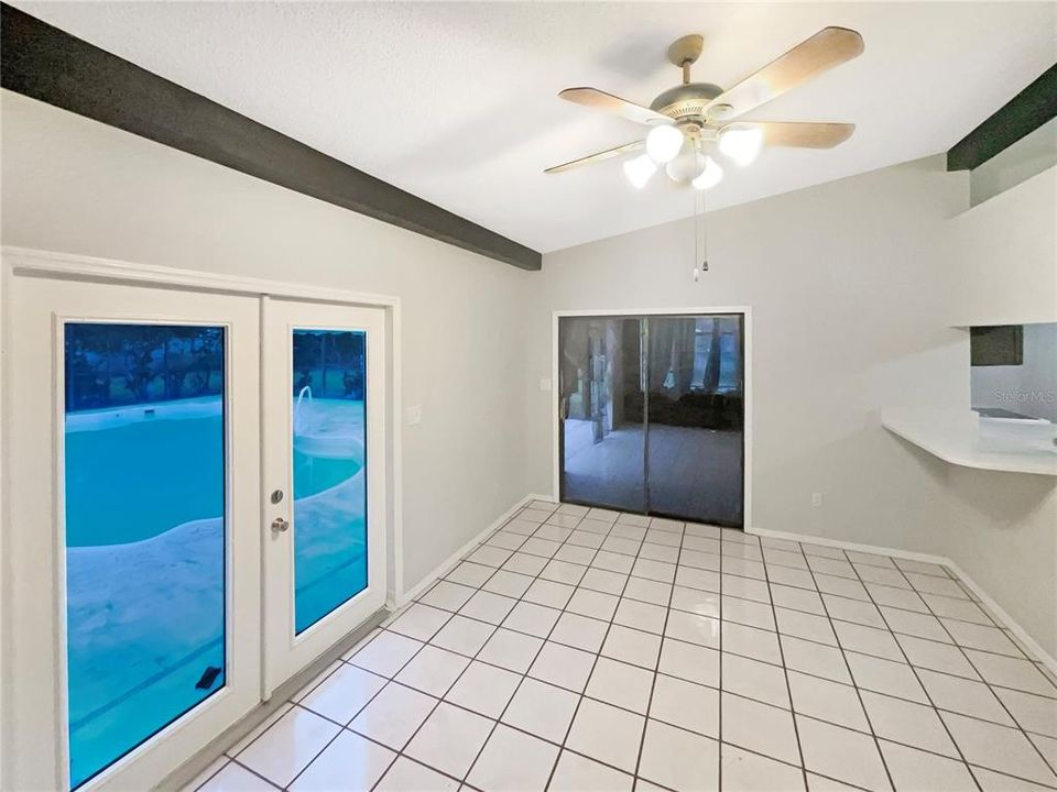 En Venta: $410,000 (3 camas, 2 baños, 1758 Pies cuadrados)