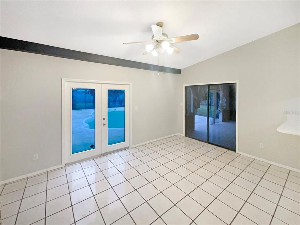 En Venta: $410,000 (3 camas, 2 baños, 1758 Pies cuadrados)