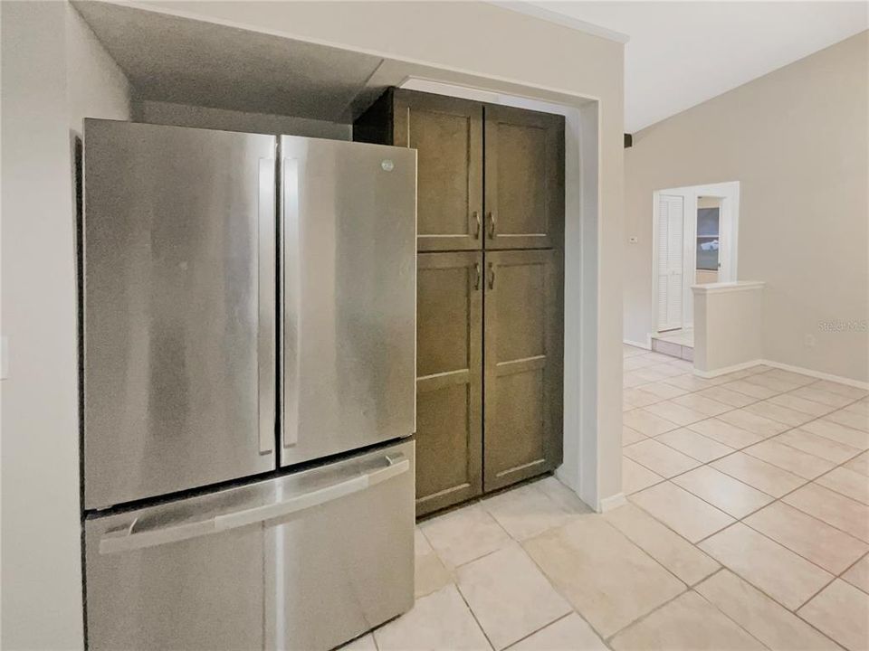 En Venta: $410,000 (3 camas, 2 baños, 1758 Pies cuadrados)