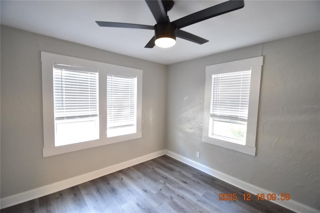 出租: $1,395 (2 贝兹, 1 浴室, 744 平方英尺)