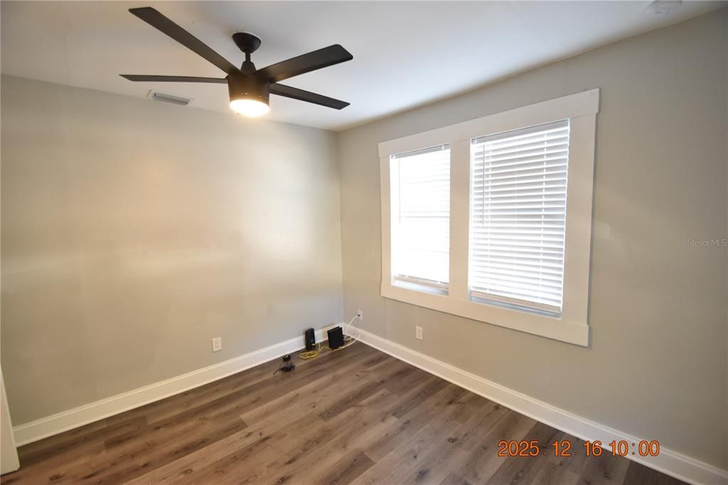 出租: $1,395 (2 贝兹, 1 浴室, 744 平方英尺)