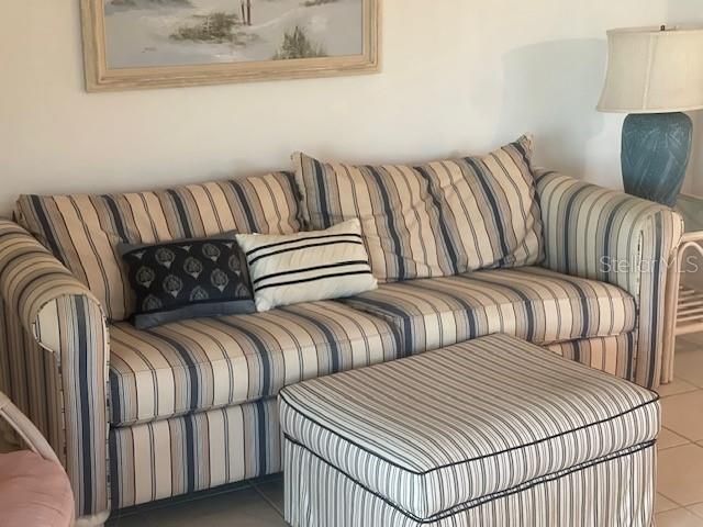 В аренду: $1,800 (1 спален, 1 ванн, 804 Квадратных фут)