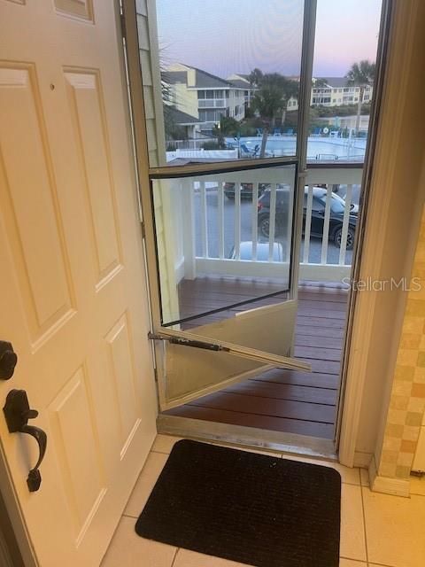 В аренду: $1,800 (1 спален, 1 ванн, 804 Квадратных фут)