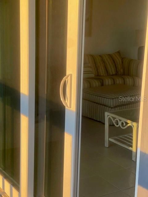 В аренду: $1,800 (1 спален, 1 ванн, 804 Квадратных фут)