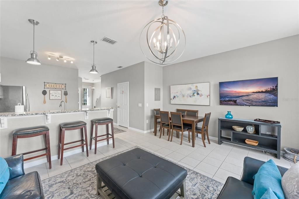 待售: $439,000 (3 贝兹, 3 浴室, 1440 平方英尺)