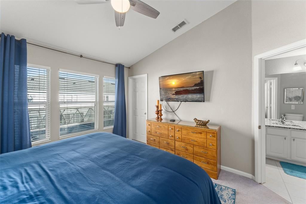 待售: $439,000 (3 贝兹, 3 浴室, 1440 平方英尺)