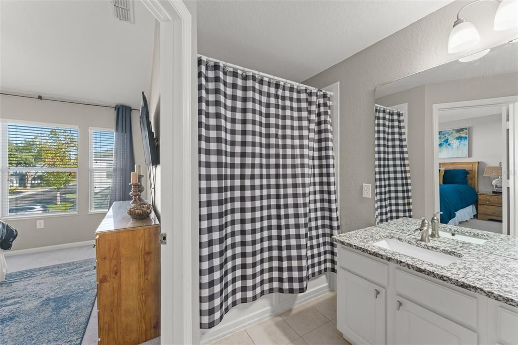 待售: $439,000 (3 贝兹, 3 浴室, 1440 平方英尺)