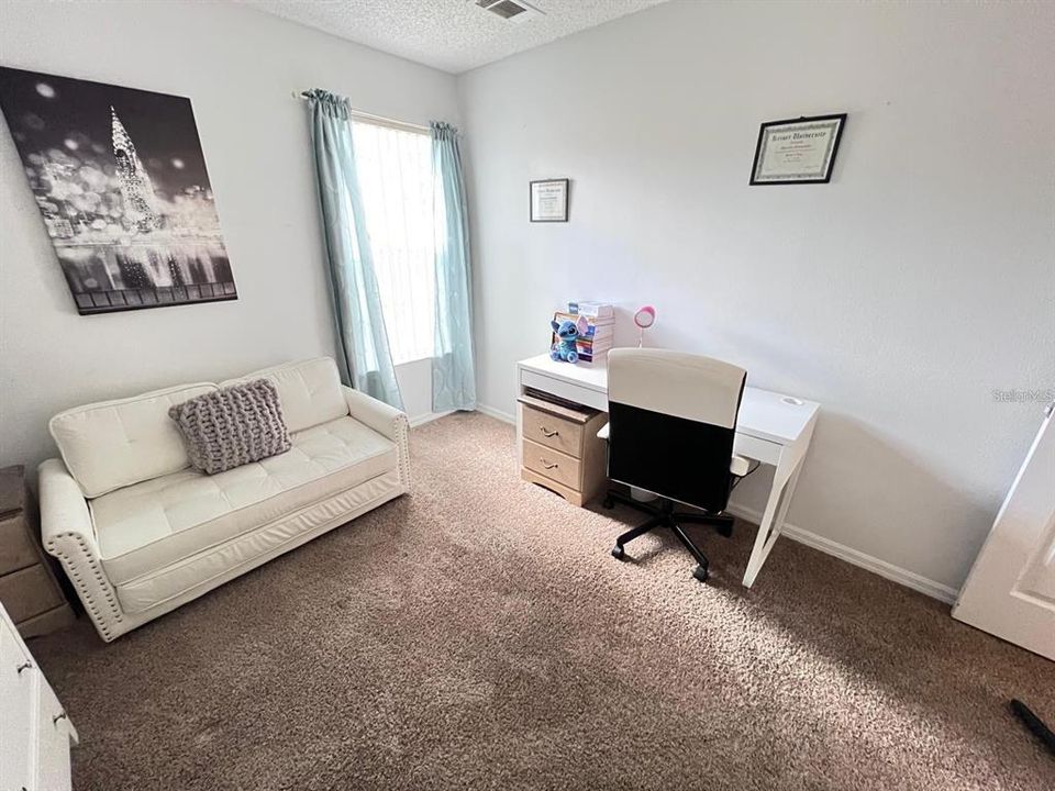 В аренду: $2,400 (3 спален, 2 ванн, 1291 Квадратных фут)