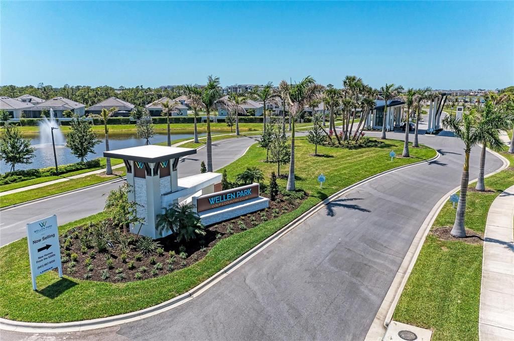 En Venta: $689,900 (4 camas, 3 baños, 2248 Pies cuadrados)