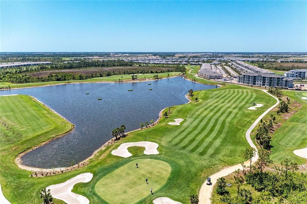 En Venta: $689,900 (4 camas, 3 baños, 2248 Pies cuadrados)