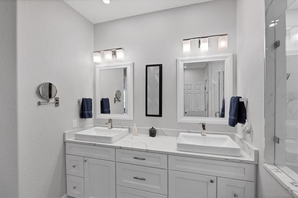 En Venta: $525,000 (3 camas, 2 baños, 2332 Pies cuadrados)