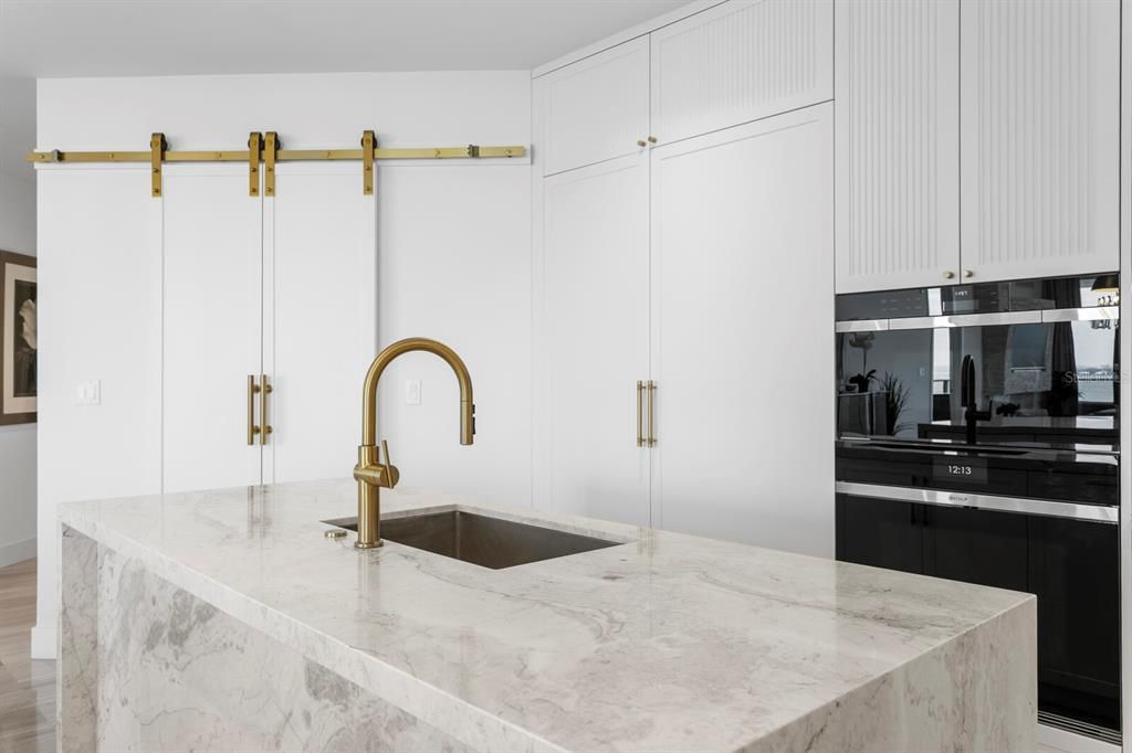 En Venta: $3,200,000 (3 camas, 3 baños, 2937 Pies cuadrados)