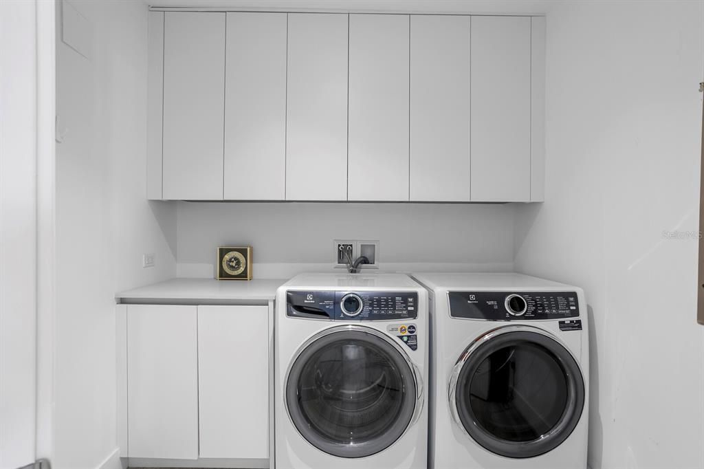 En Venta: $3,200,000 (3 camas, 3 baños, 2937 Pies cuadrados)