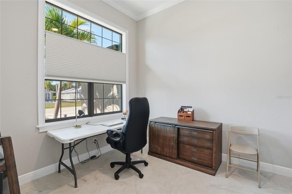 На продажу: $683,000 (3 спален, 2 ванн, 1893 Квадратных фут)