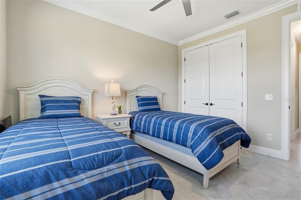 На продажу: $683,000 (3 спален, 2 ванн, 1893 Квадратных фут)