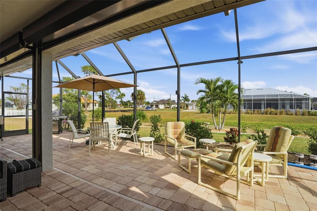 На продажу: $683,000 (3 спален, 2 ванн, 1893 Квадратных фут)