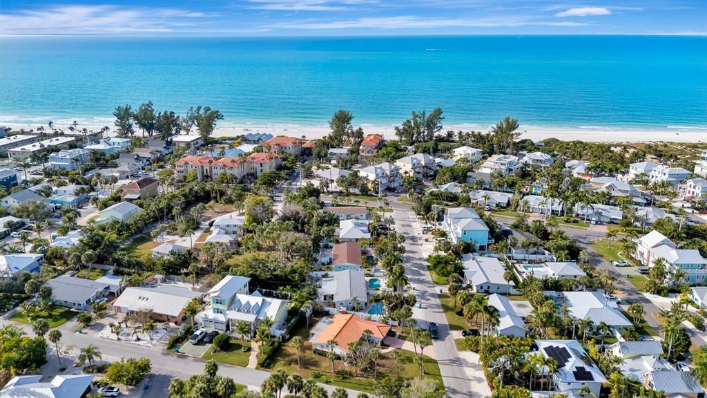 待售: $845,000 (2 贝兹, 1 浴室, 810 平方英尺)