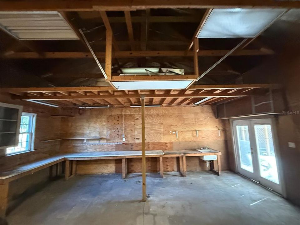 На продажу: $115,000 (3 спален, 2 ванн, 1352 Квадратных фут)