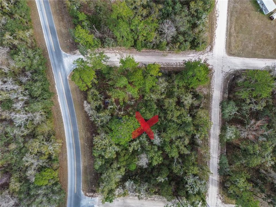 На продажу: $45,000 (0.27 acres)