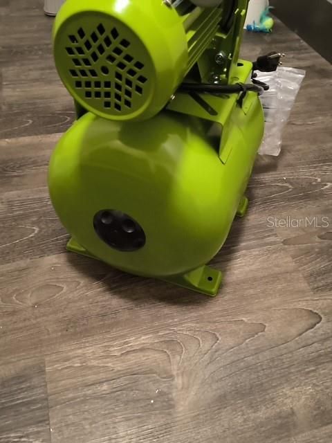 На продажу: $45,000 (0.27 acres)