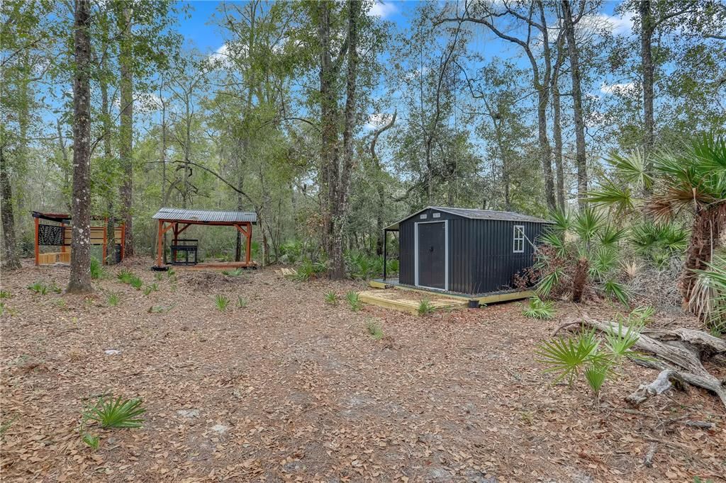 На продажу: $45,000 (0.27 acres)