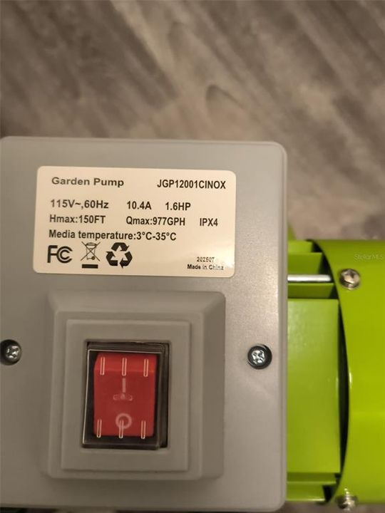 На продажу: $45,000 (0.27 acres)