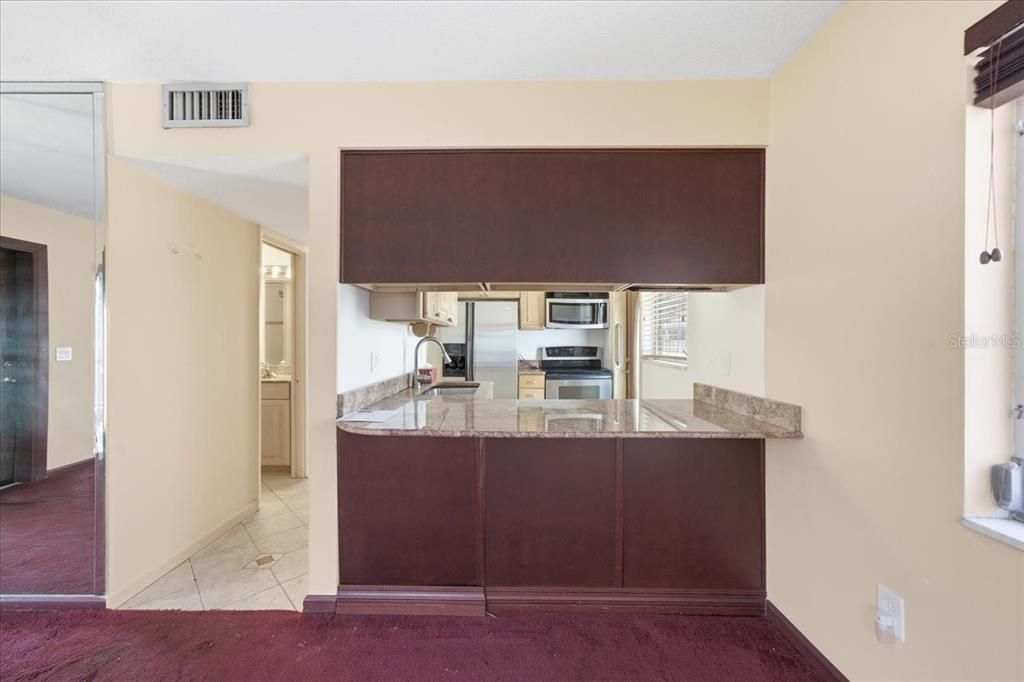 For Sale: $328,000 (2 beds, 2 baths, 793 Square Feet)